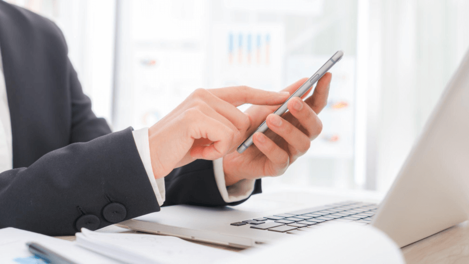 Melhore sua eficiência, aumente a conversão de seus clientes em potencial e forneça uma melhor experiência aos seus usuários usando a integração HubSpot e WhatsApp da Truora