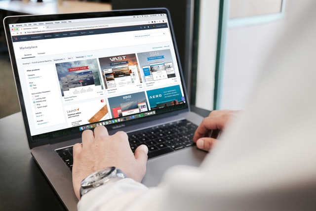 Background checks para marketplaces de serviços