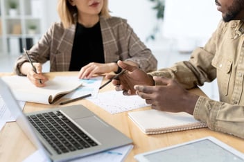 Background check para startups